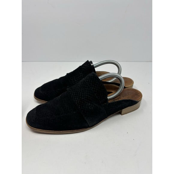 Free People Shoes - Free People Slip On Mules Flats Shoes Women's Size 39 EU/ 9US Black Suede